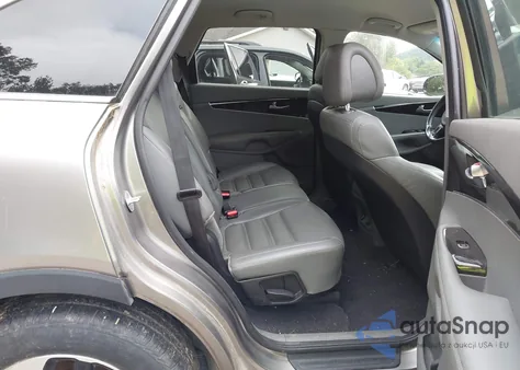 2016 Kia Sorento 3.3L Ex z USA, uszkodzony, nr VIN 5XYPHDA52GG082679